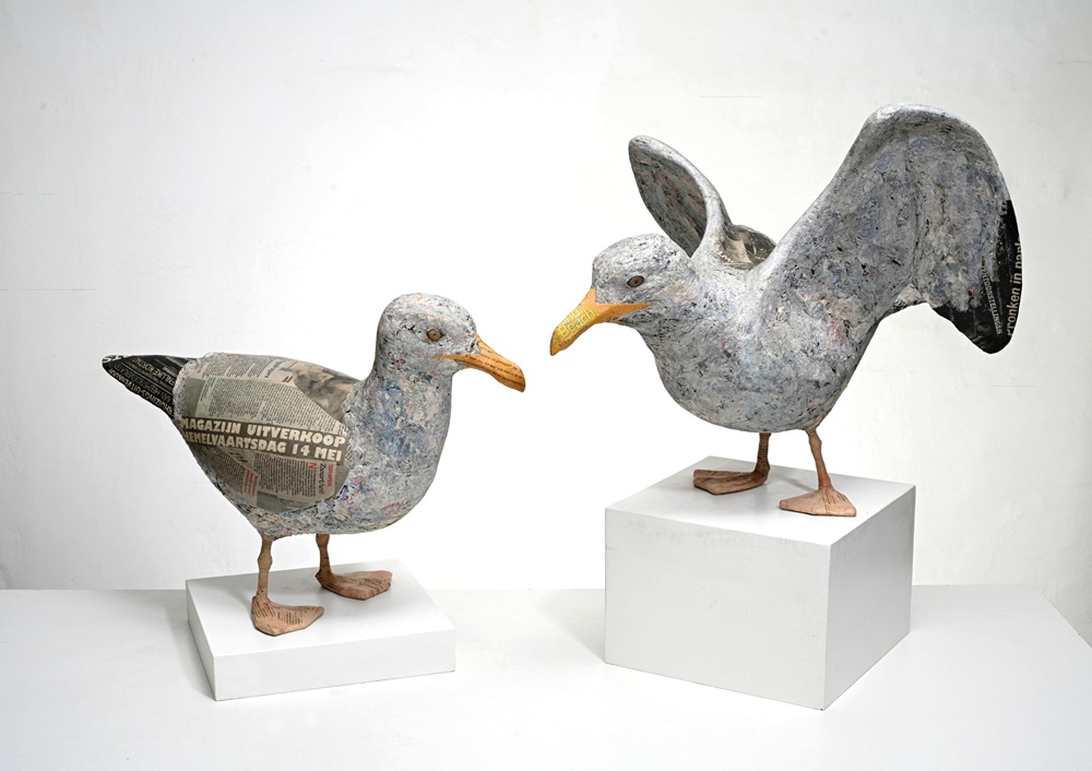 Kunst&Genuss Skulptur aus holländischer Zeitung